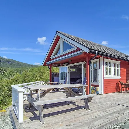 1 Bedroom Lovely In Holiday home *