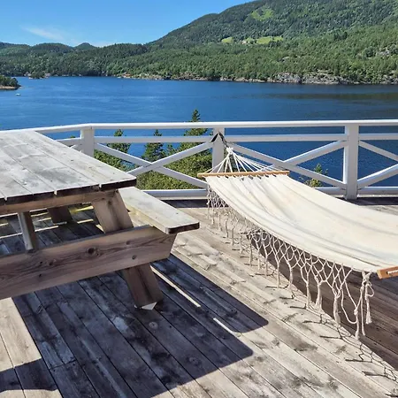 1 Bedroom Lovely In