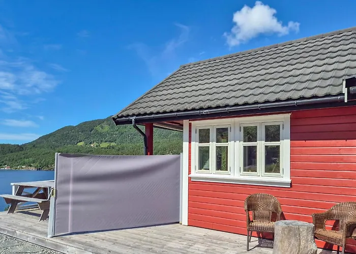 1 Bedroom Lovely In 펜션 Jelsa